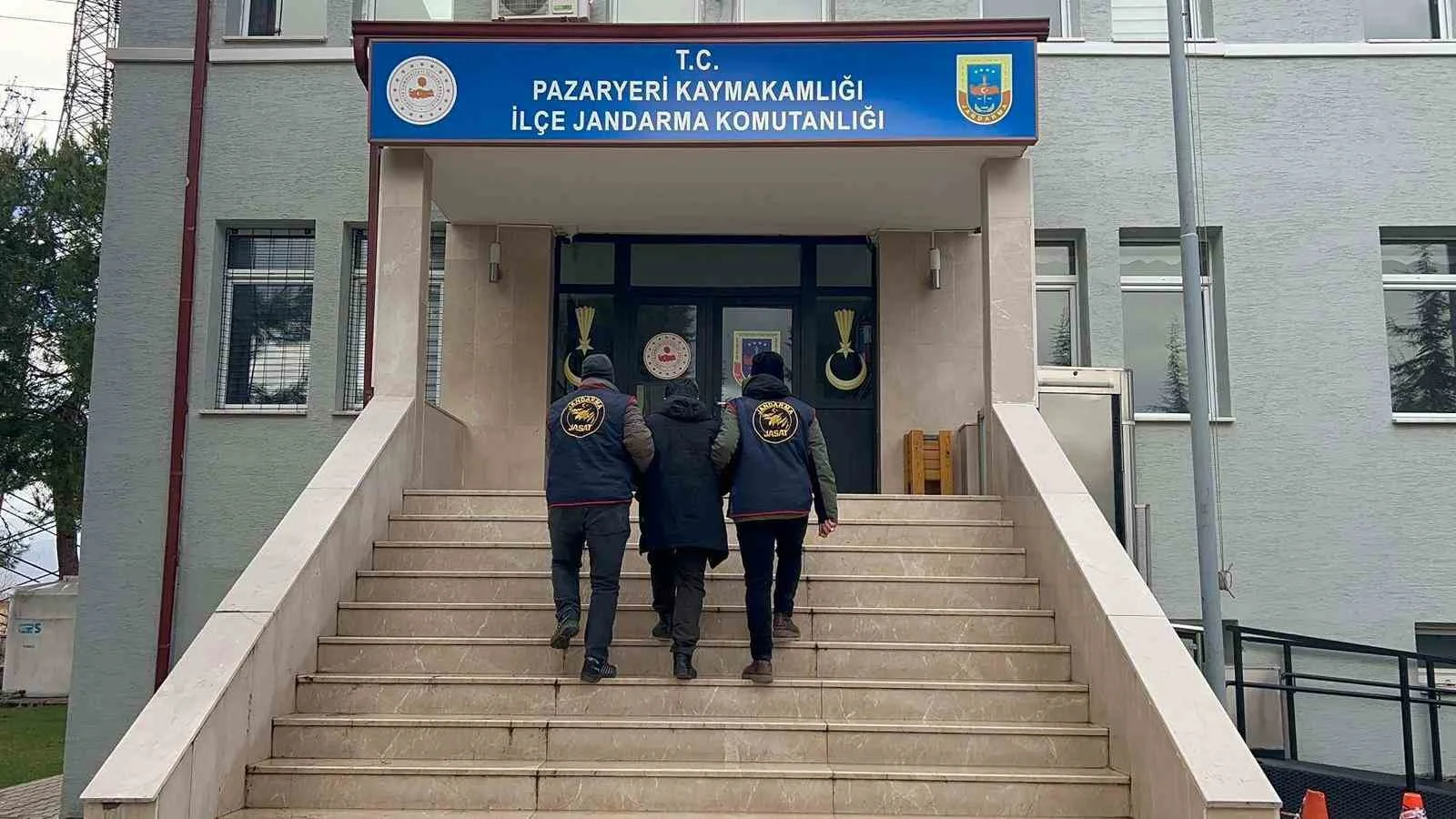 JASAT 600 kamera görüntüsünü inceledi, dolandırıcıyı 3 saatte yakaladı
