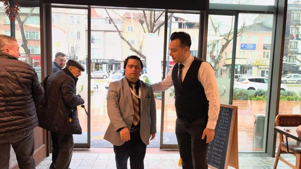 İnegöl'ün en özel başkanı gönülleri fethetti