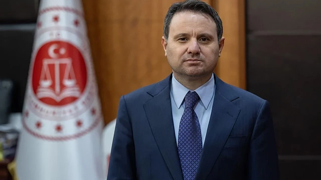 Akın Gürlek kimdir? Hangi davalara baktı? Hayatı, kariyeri