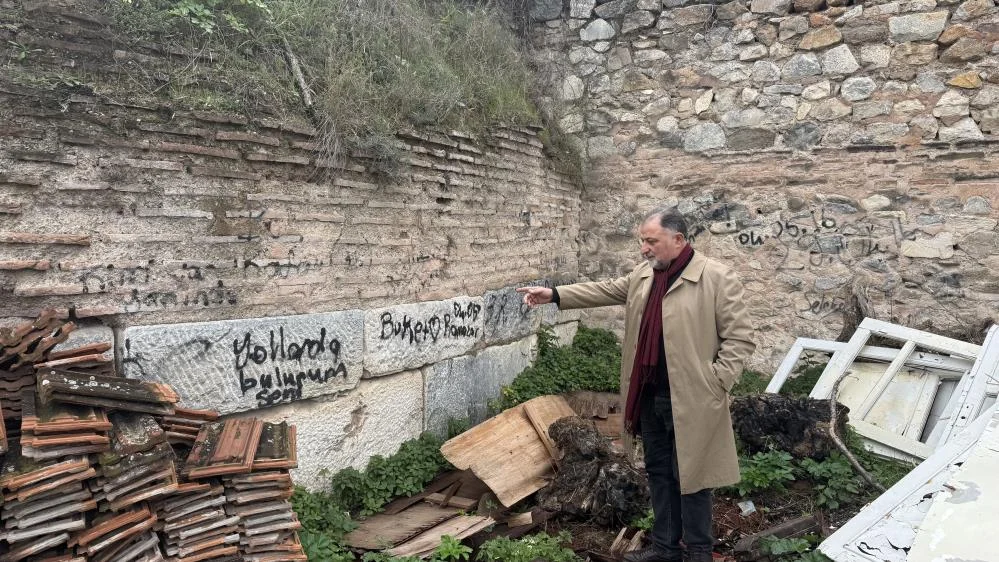 Bu çocuktan olmaz Buket!