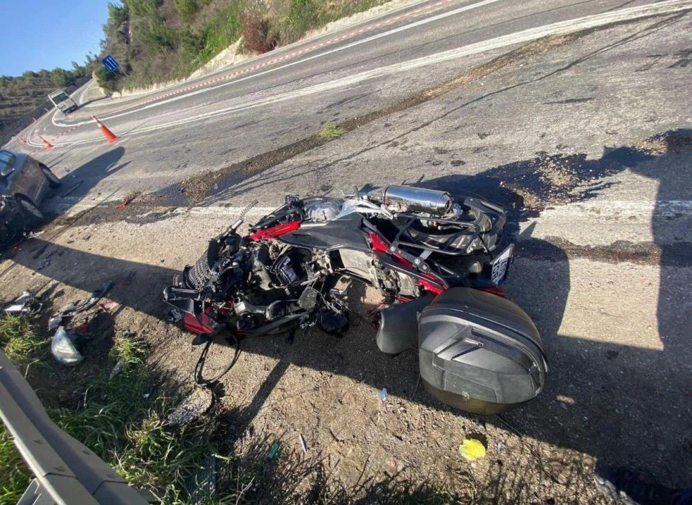 Korkunç kazada hatalı sollama can aldı!