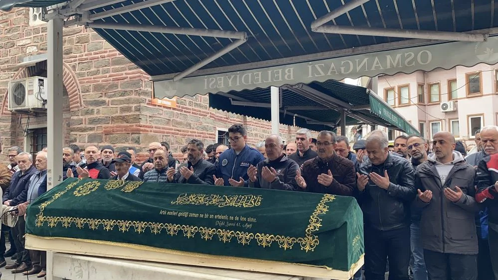 Motosiklet faciasında yaşamını yitiren genç adam toprağa verildi