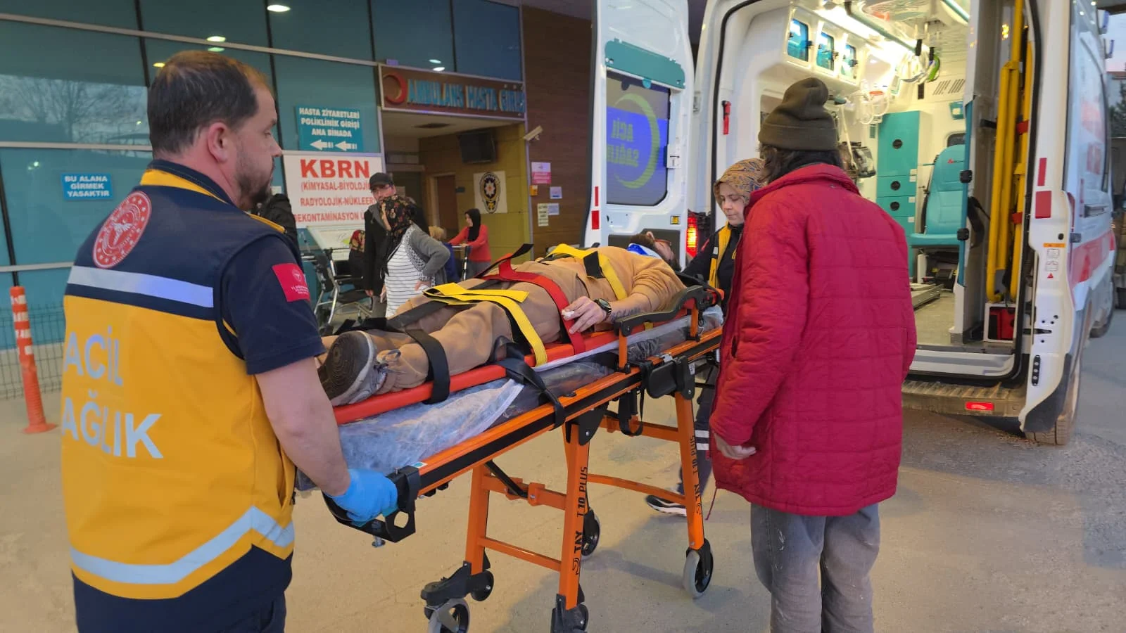 İnegöl'de iftara giderken hastanelik oldu