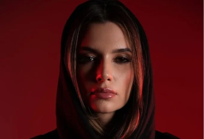 Leyla Lydia Tuğutlu Kimdir? Berlin’den Türkiye’ye Uzanan Kariyer