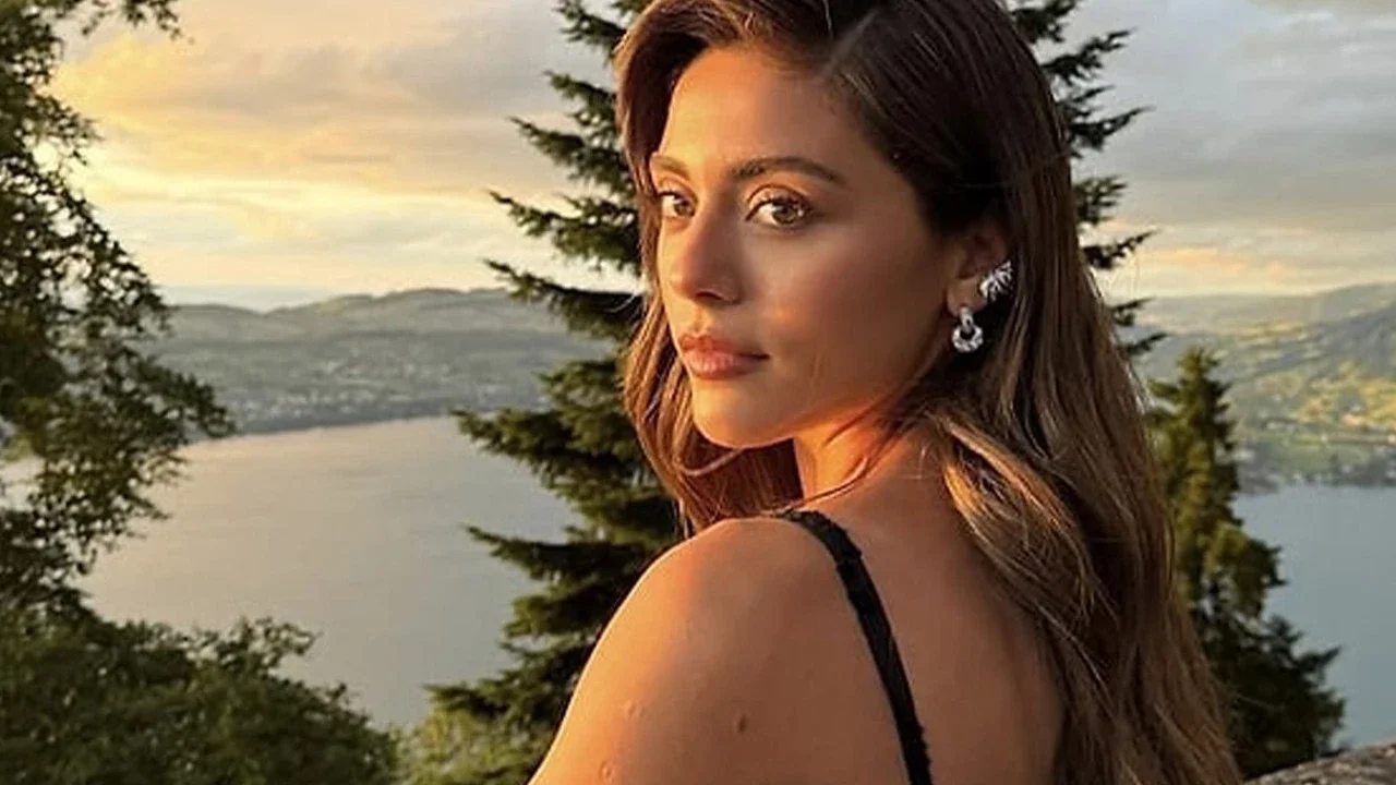 Doktor Başka Hayatta dizisinde Elif karakteri ve Sıla Türkoğlu