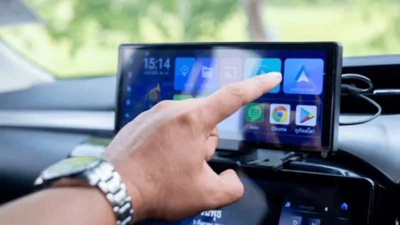 Araçlarda sonradan takılan multimedya ekran yasak mı?