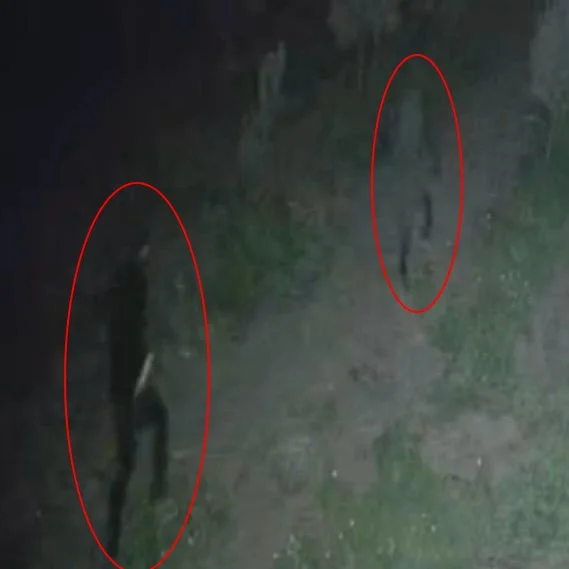 Evinden çıkan tanımadığı kişileri kovalarken öldürüldü!