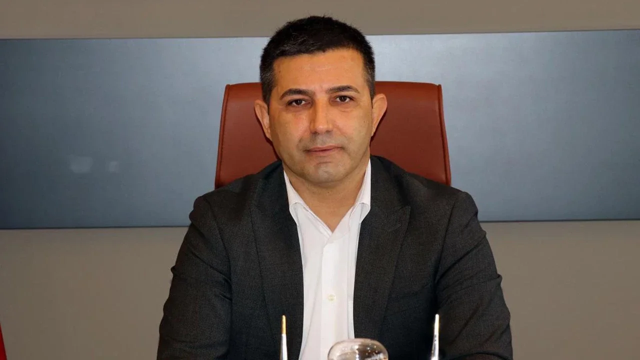 Kuşadası Belediye Başkanı Ömer Günel gözaltına alındı