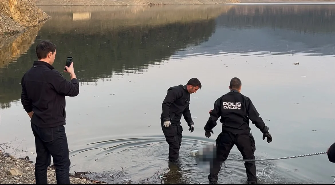 Barajda kimliği belirsiz erkek cesedi bulundu
