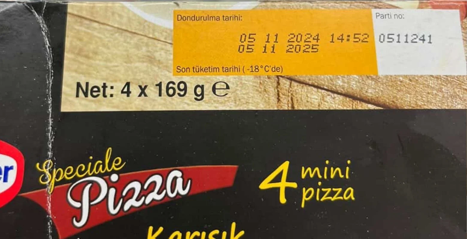 İnegöl’deki zincir markette skandal görüntü!