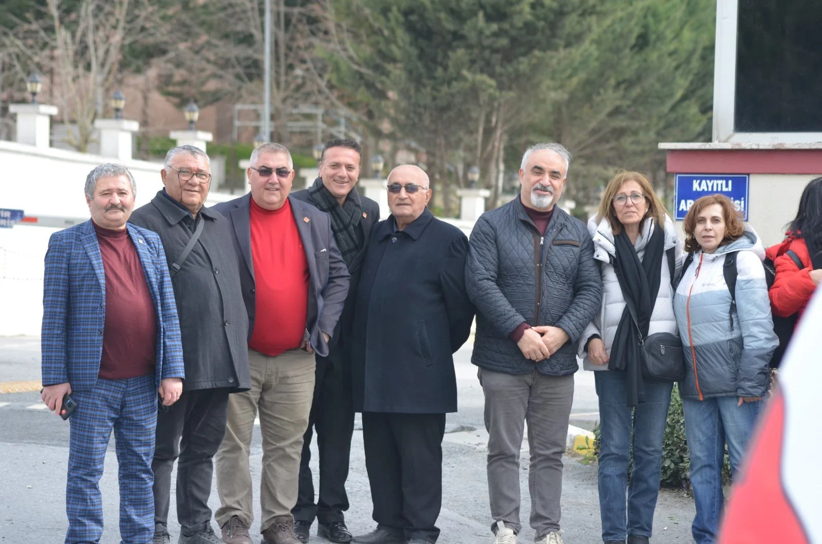 CHP İnegöl örgütü Silivri’de demokrasi nöbetine katıldı