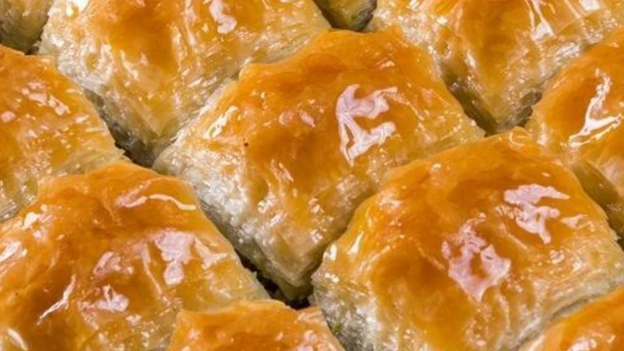 Gelinim Mutfakta bayram baklavası tarifi ve malzemeleri