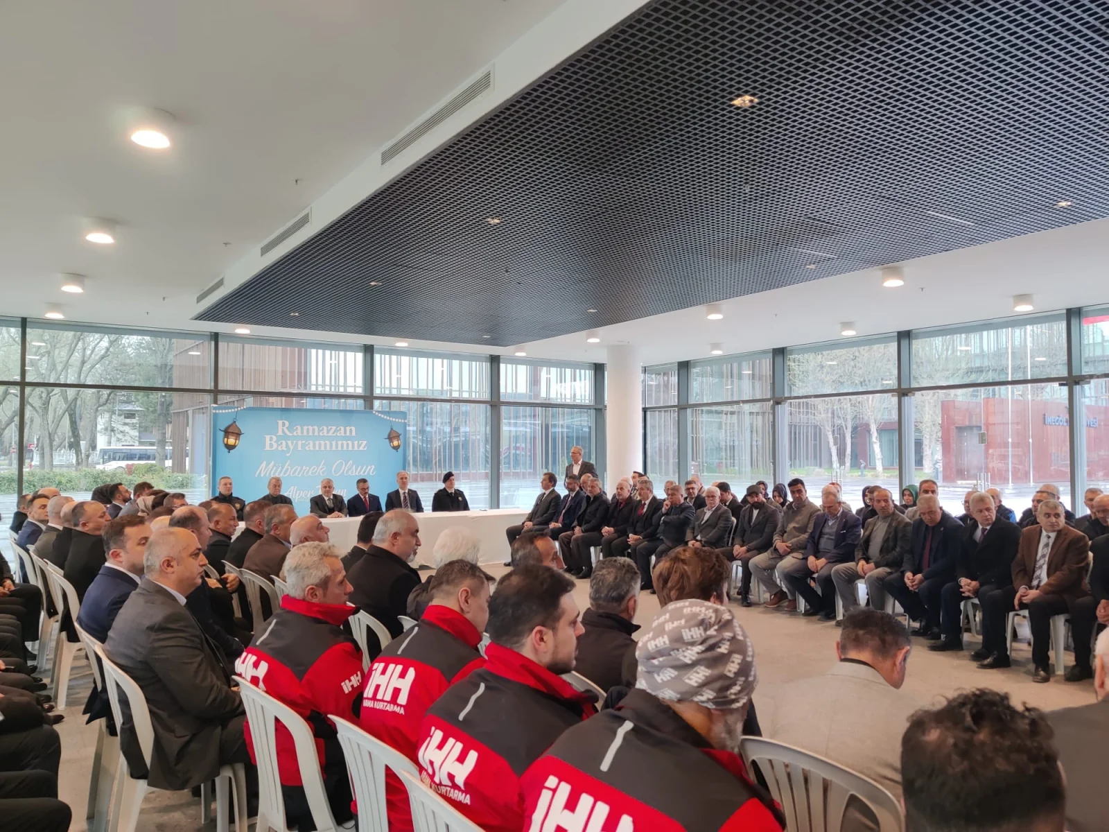 İnegöl’de ilçe protokolü arife günü bayramlaştı
