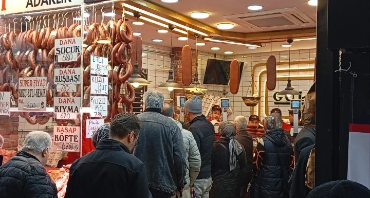 Kasaplarda bayram yoğunluğu başladı