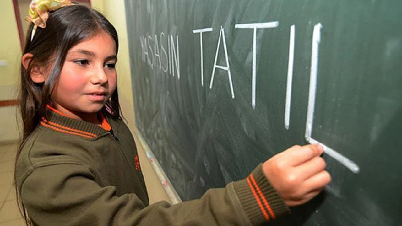 Okullar ne zaman açılıyor 2026? Dersler ne zaman başlıyor