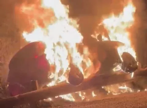 Alkollü sürücünün aracı küle döndü