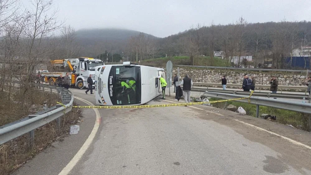 Feci kazada hayatını kaybetti! Çok sayıda kişi yaralandı