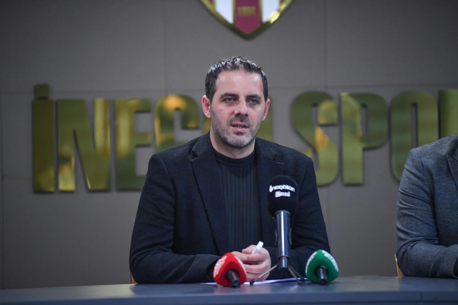 Anadolu Eğitim Sendikası'ndan Ademoğlu'na sert tepki