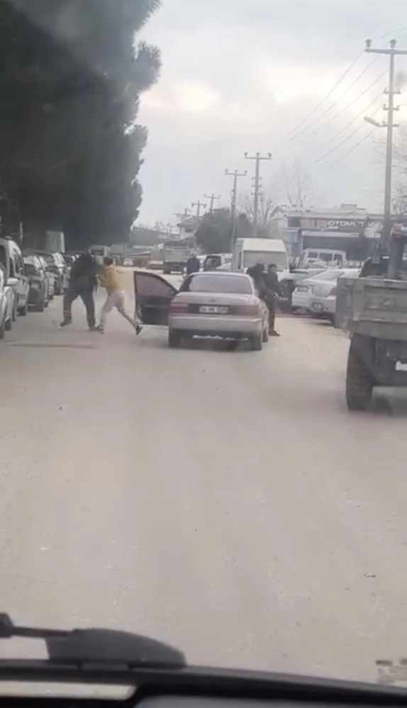 Yumruklu kavga 360 bine patladı!