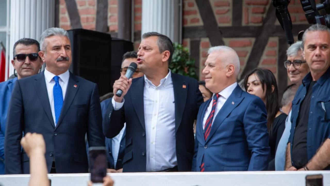 Özgür Özel yarın Bursa’da demokrasi mitingine katılacak