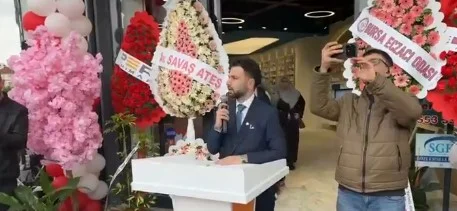 İnegöl'de Zincir Eczane açılışı yoğun katılımla gerçekleşti