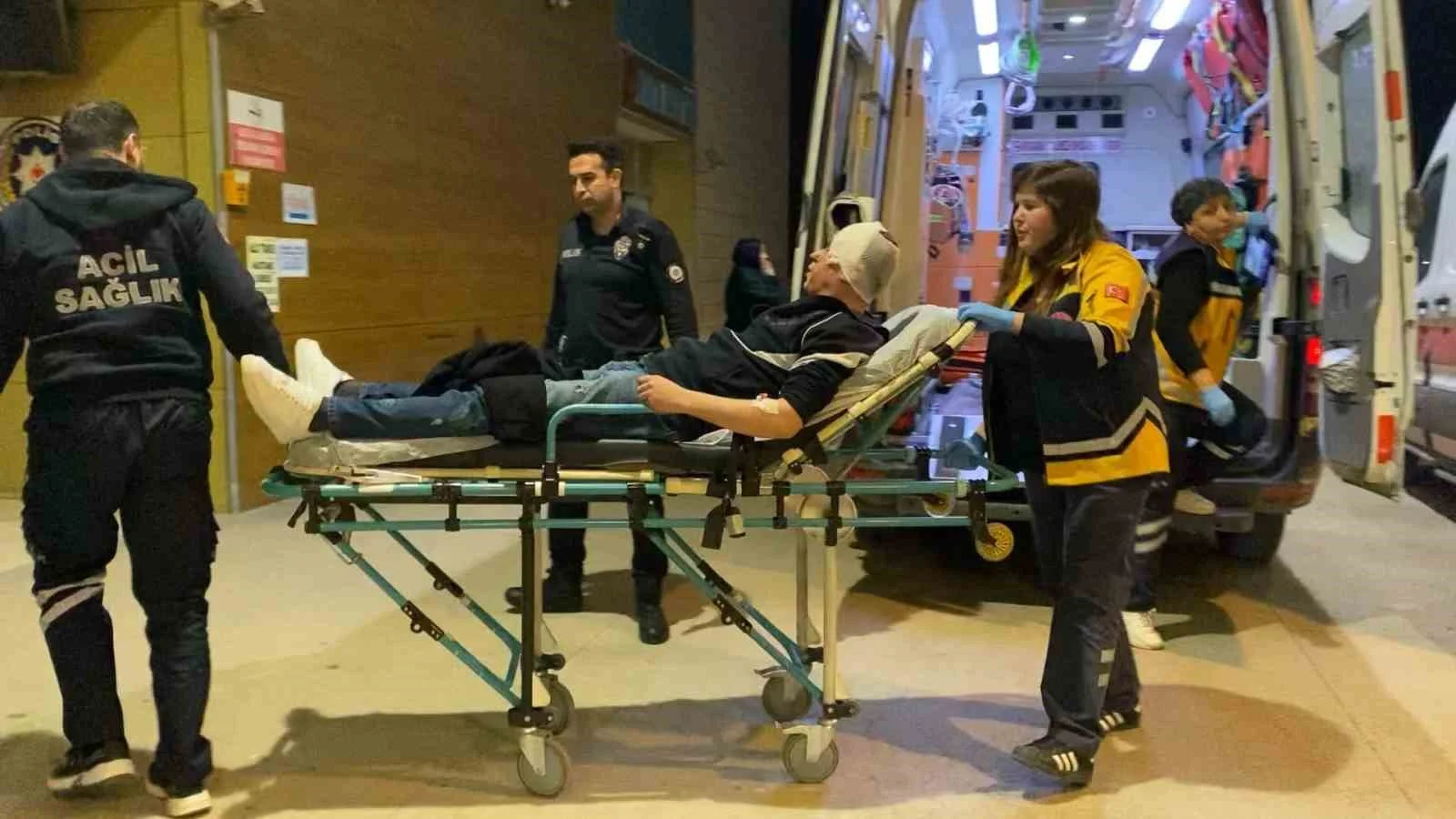 İnegöl’de iki grup arasında sopalı kavga: 3 yaralı