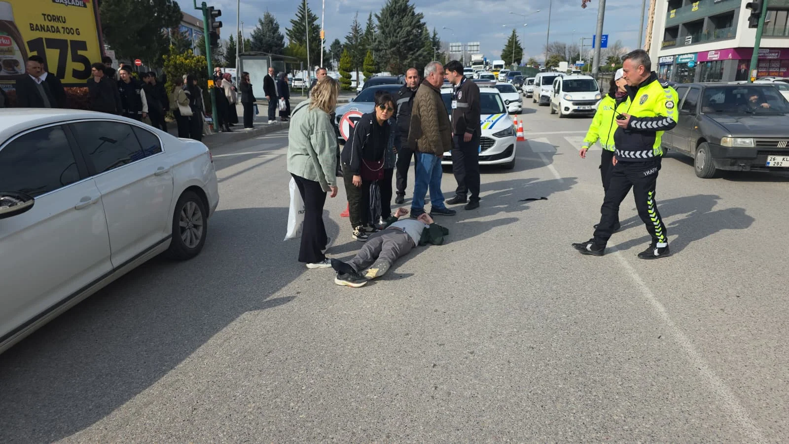 İnegöl'de korku dolu anlar! 3 kişi hastanelik oldu