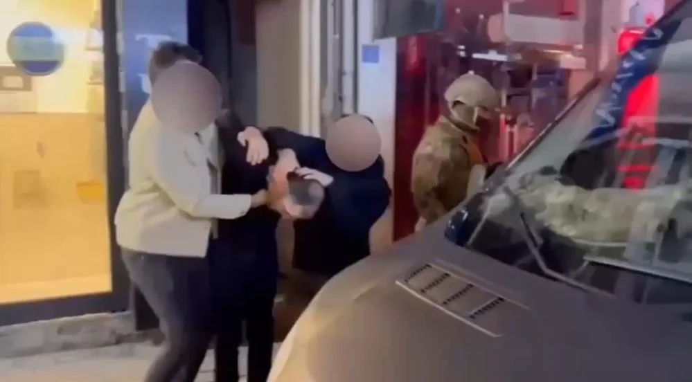 Polis operasyonunda 15 kişi yakalandı