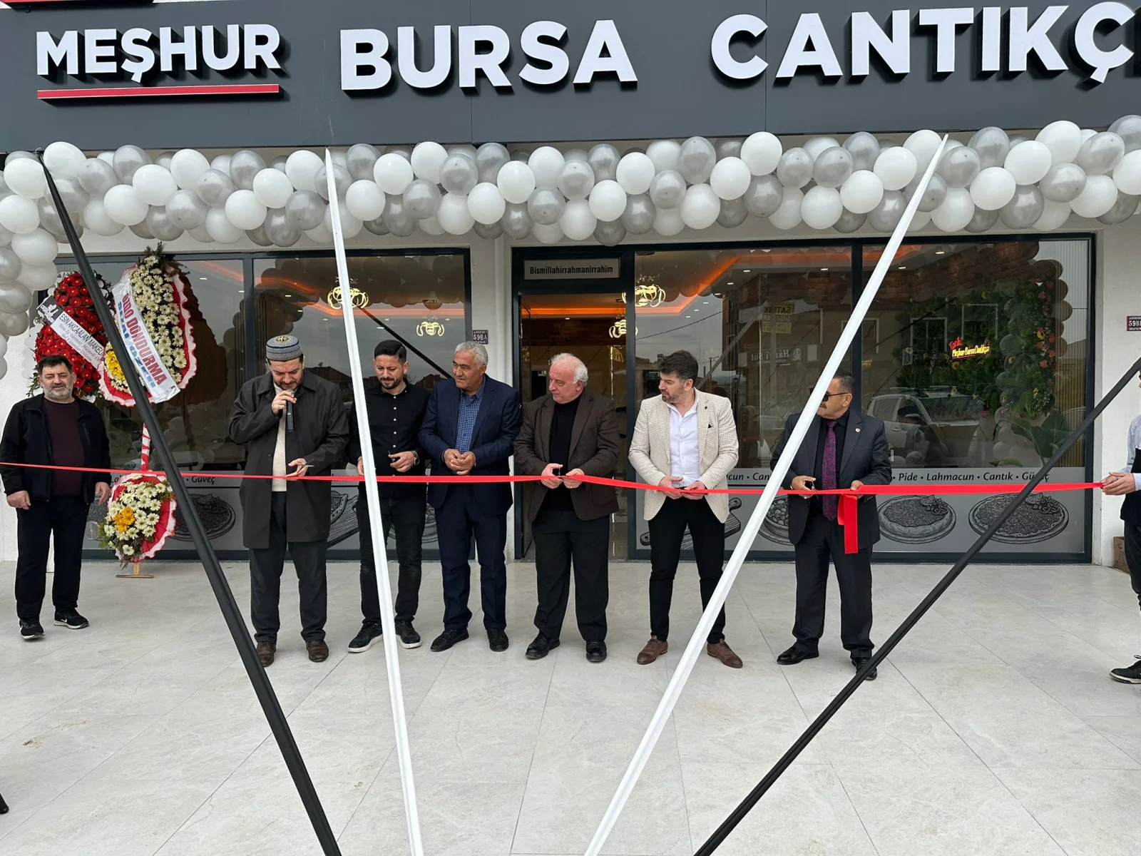 Tarihi meşhur Bursa Cantıkçısı ve Toros Dondurma artık İnegöl'de