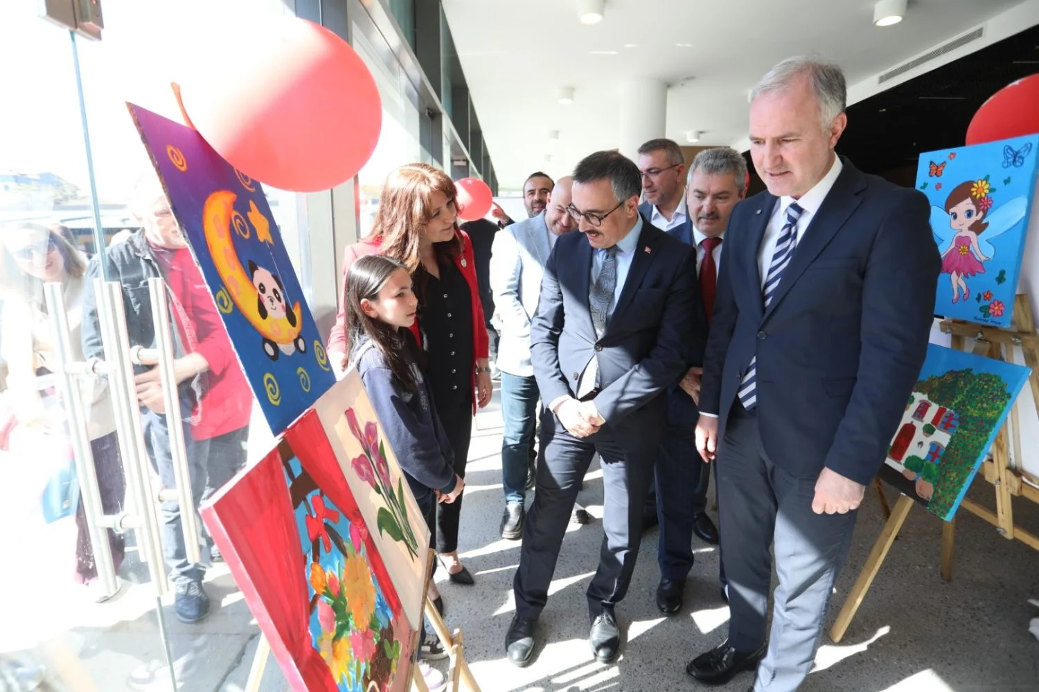 İnegöl’de 150 öğrenciden sanat gösterisi