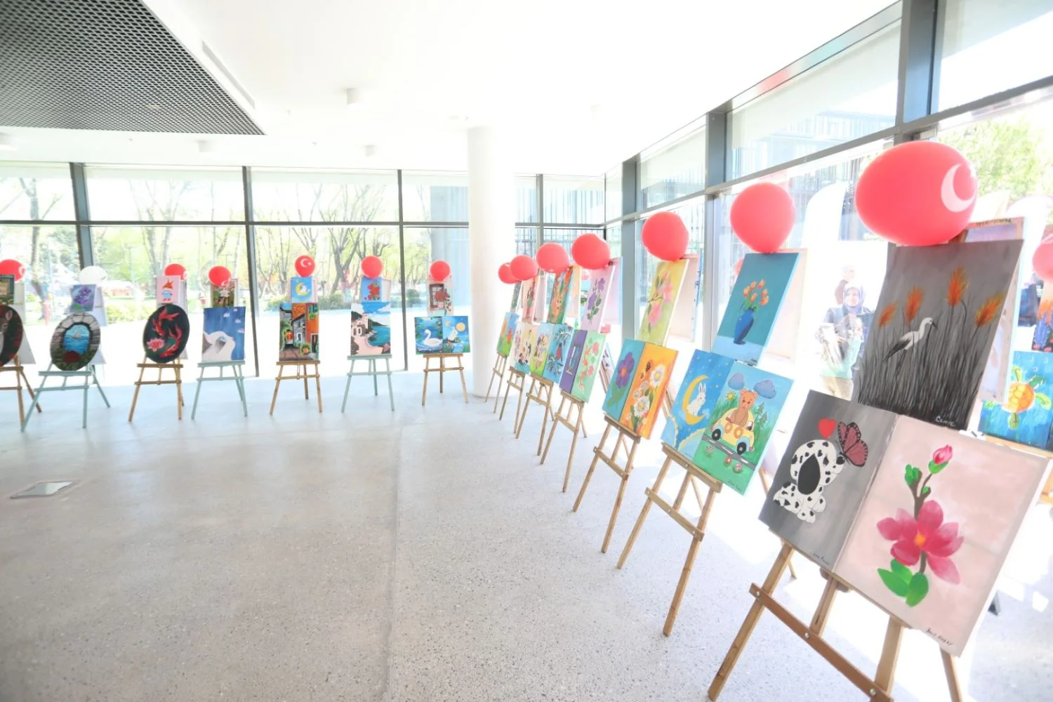 İnegöl’de 150 öğrenciden sanat gösterisi