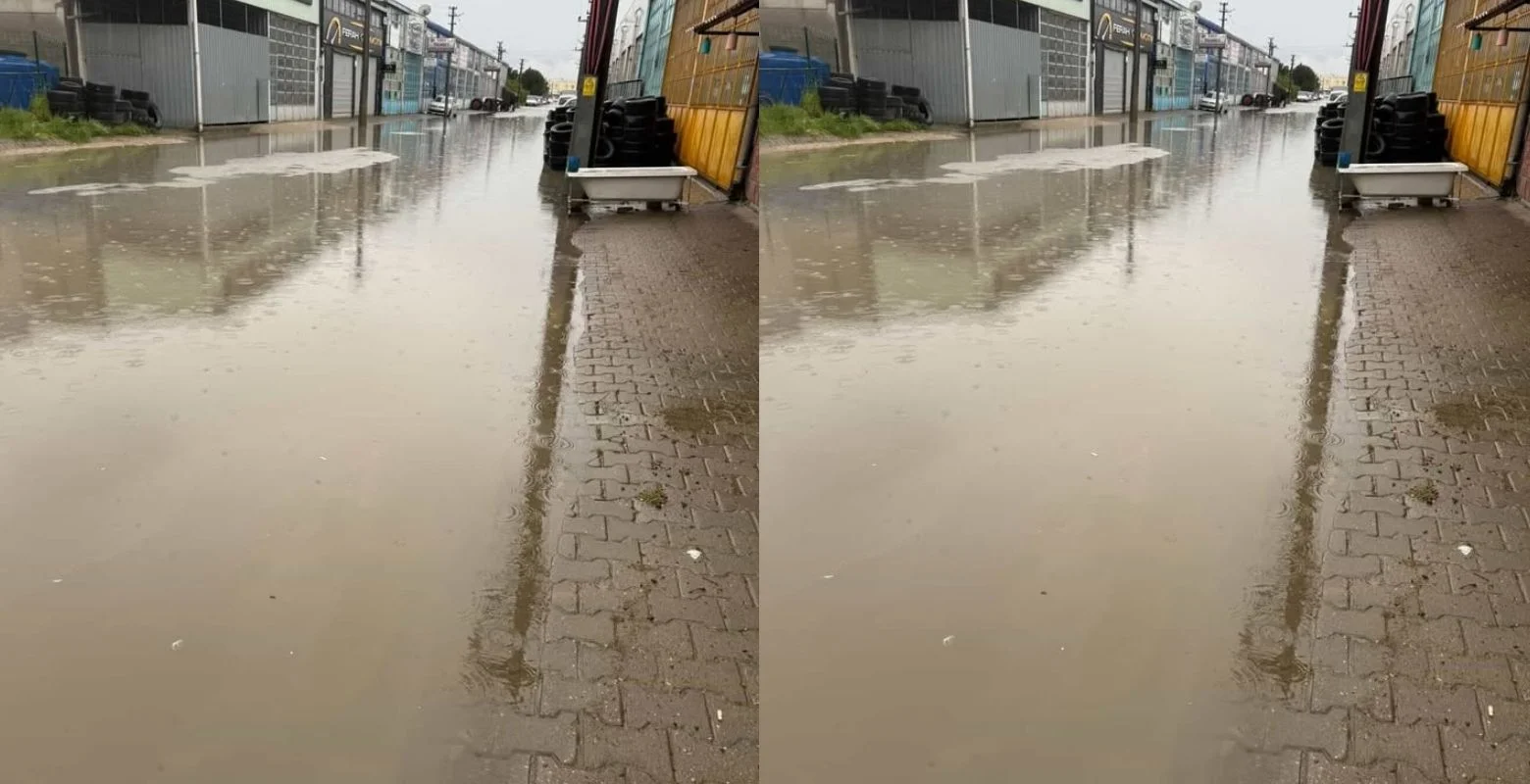 İnegöl'de caddeyi su bastı! Esnaf dükkanına giremedi