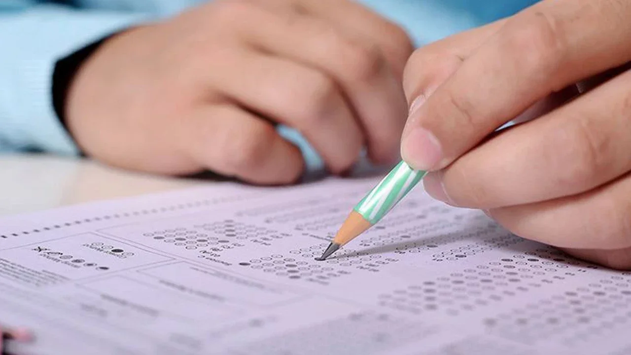 MEB 2026 bursluluk sınavı saati ve süresi belli oldu