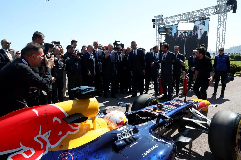 Formula 1 geri dönüyor!