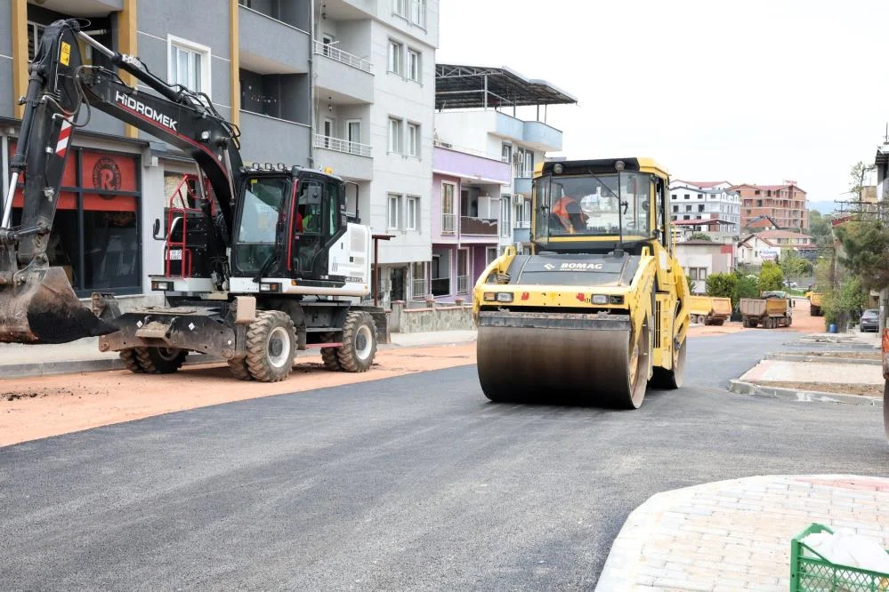 Osmangazi Belediyesi Hamitler Mahallesi’nde 300 ton asfalt