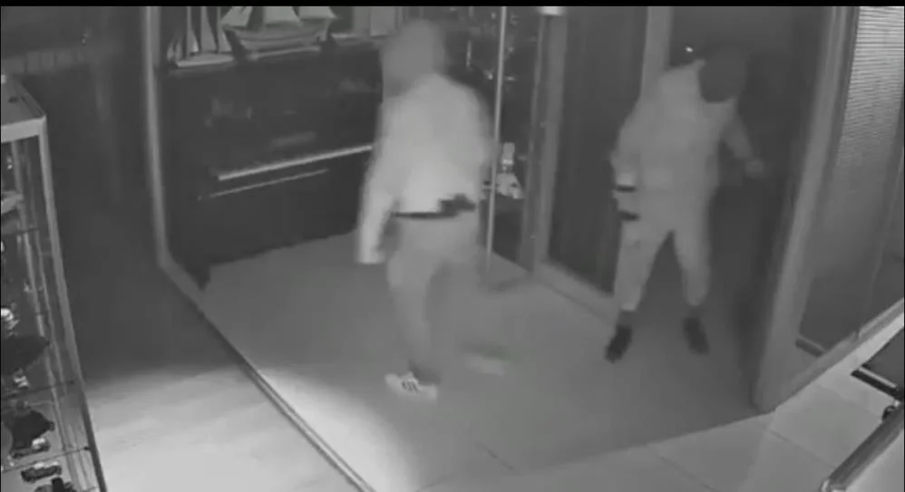 Maskeli beşler çelik kasaları böyle patlattı!