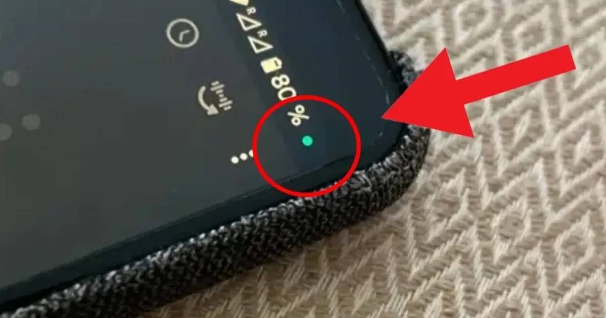 İşte telefonlardaki yeşil noktanın sırrı!
