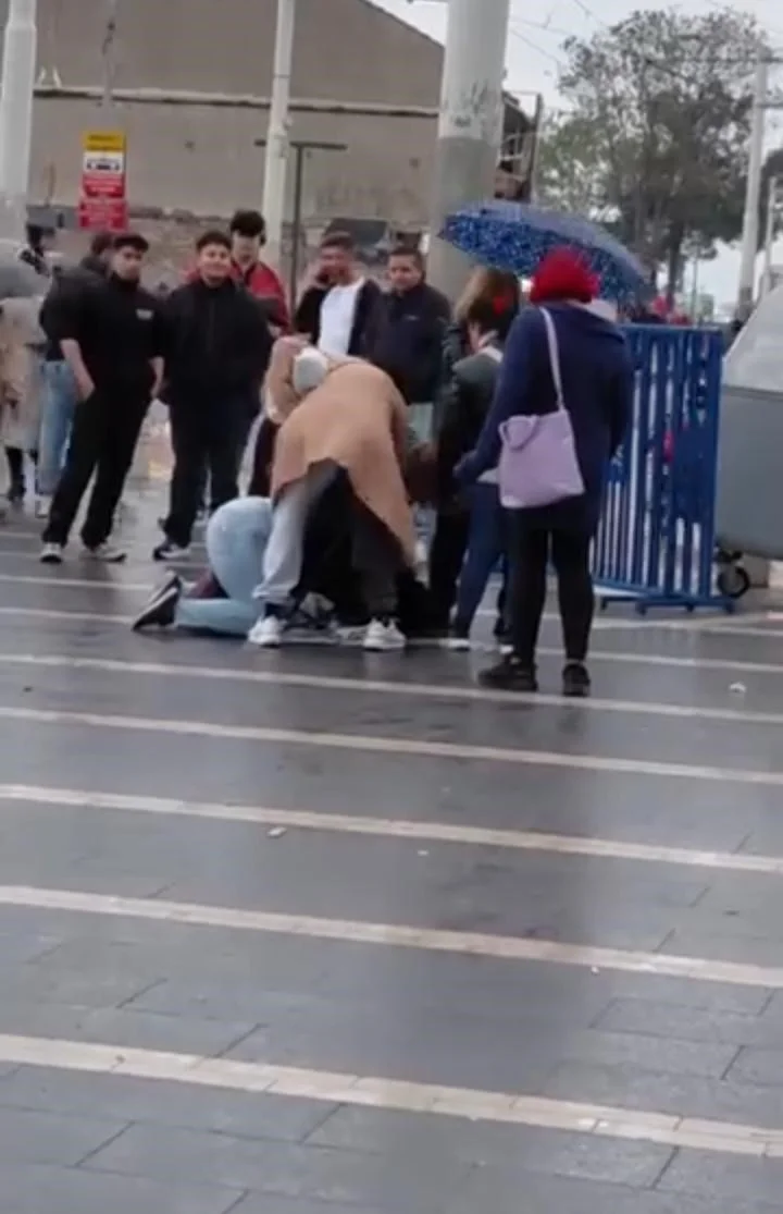 Osmangazi Meydanı’nda engelli vatandaşa kadınlardan saldırı