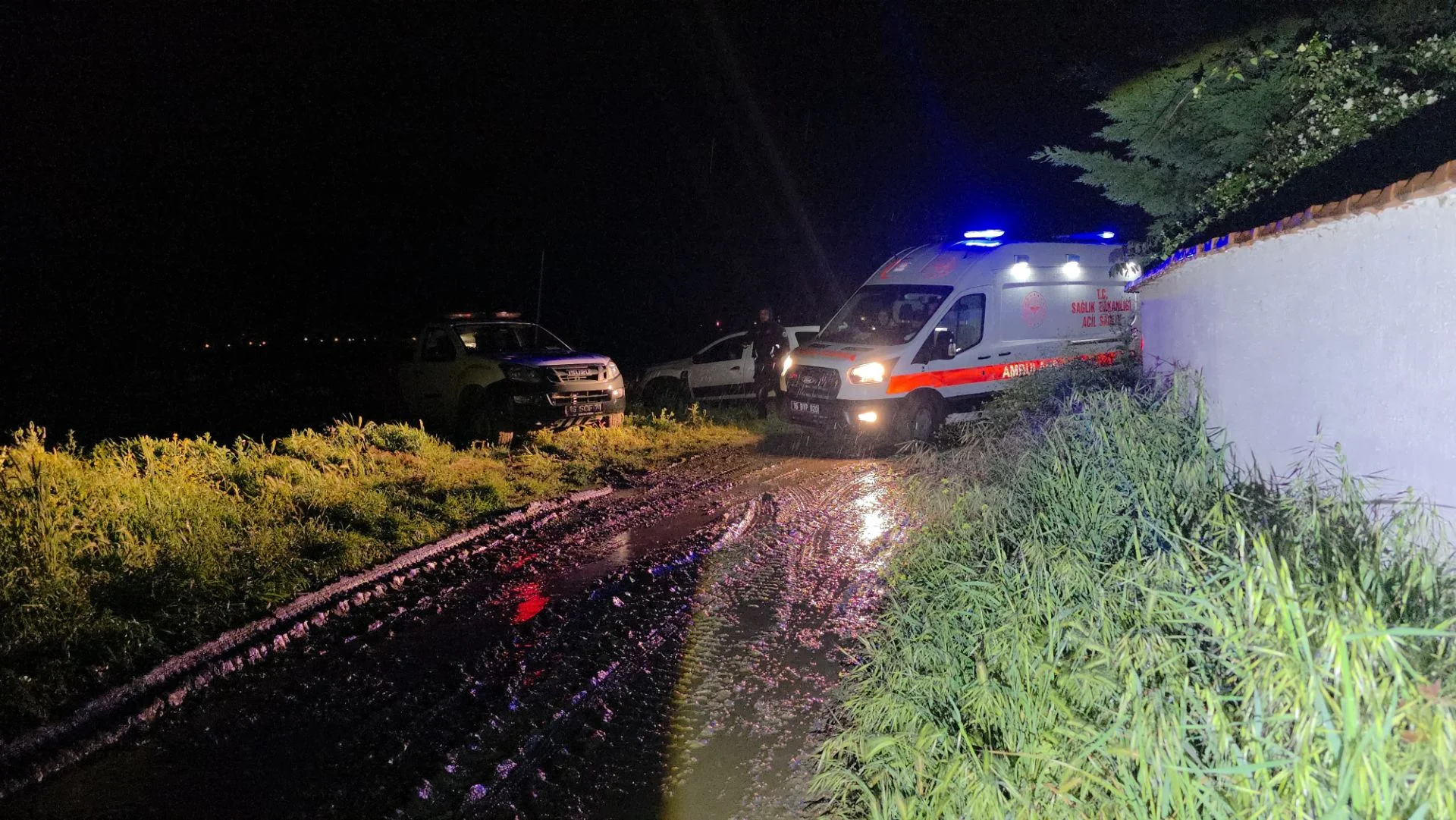 İnegöl’de selde can pazarı: 63 yaşındaki vatandaş akıntıya kapıldı