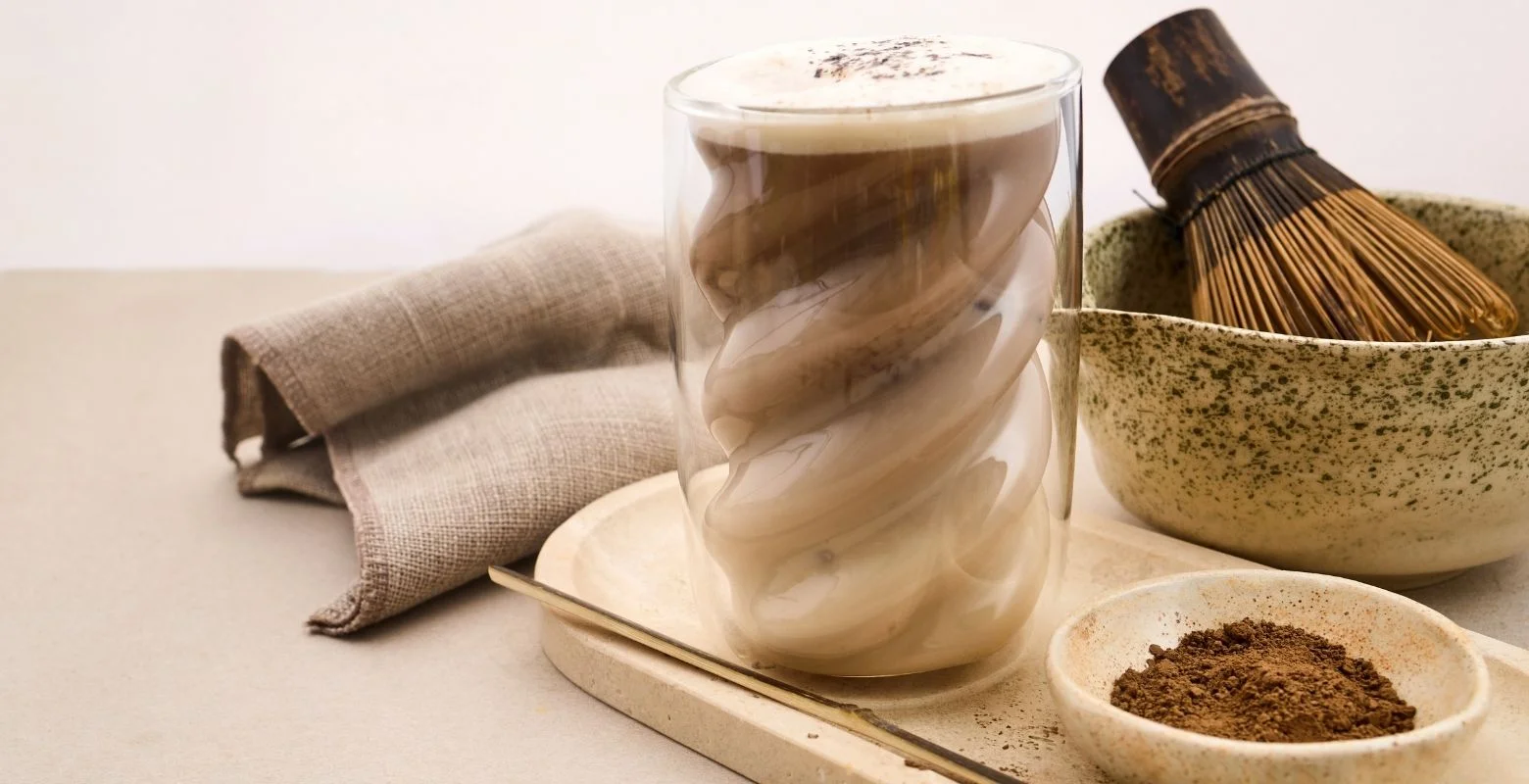 Kahve severlerin yeni trendi hojicha latte nedir, hojicha latte nasıl yapılır?
