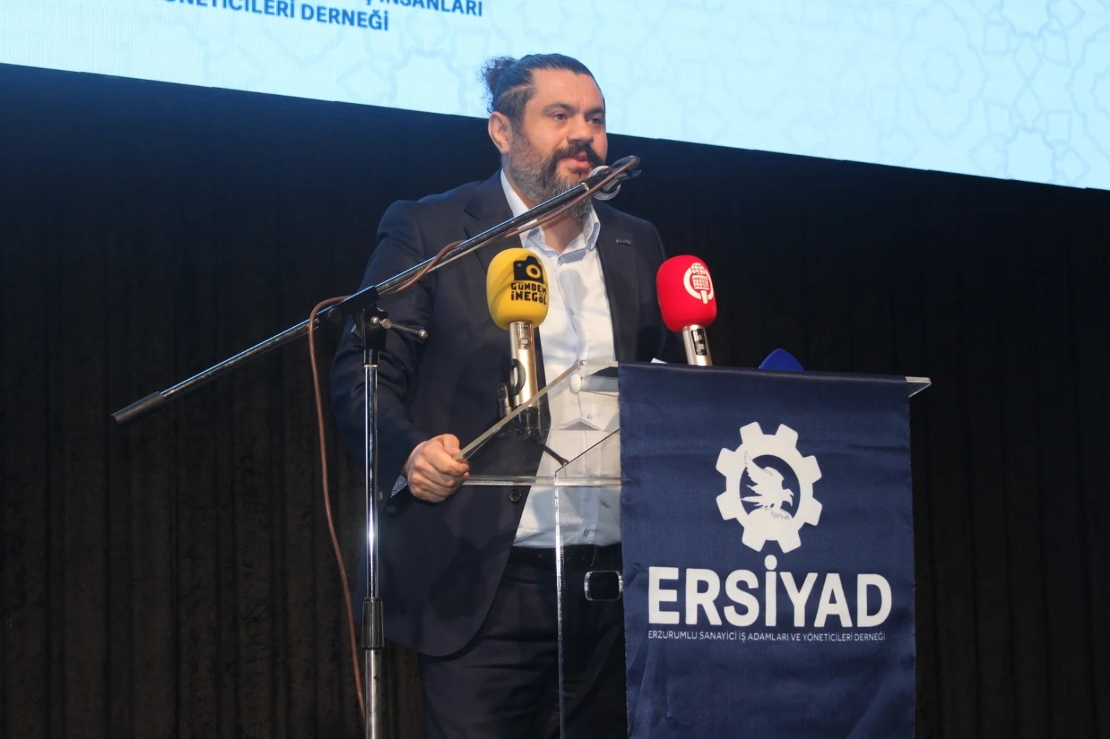 Erzurumlu iş insanları İnegöl’de bir araya geldi