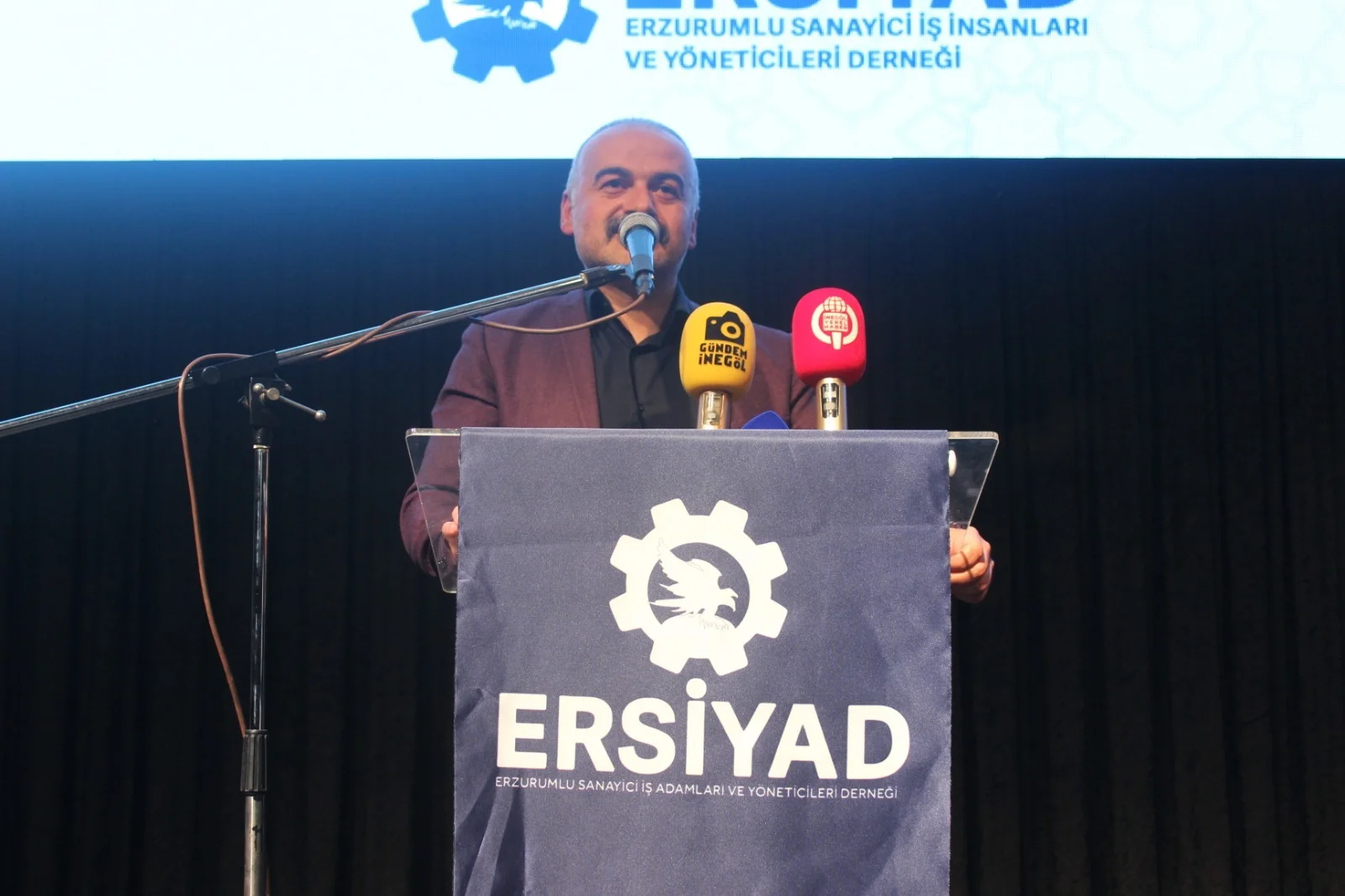 Erzurumlu iş insanları İnegöl’de bir araya geldi