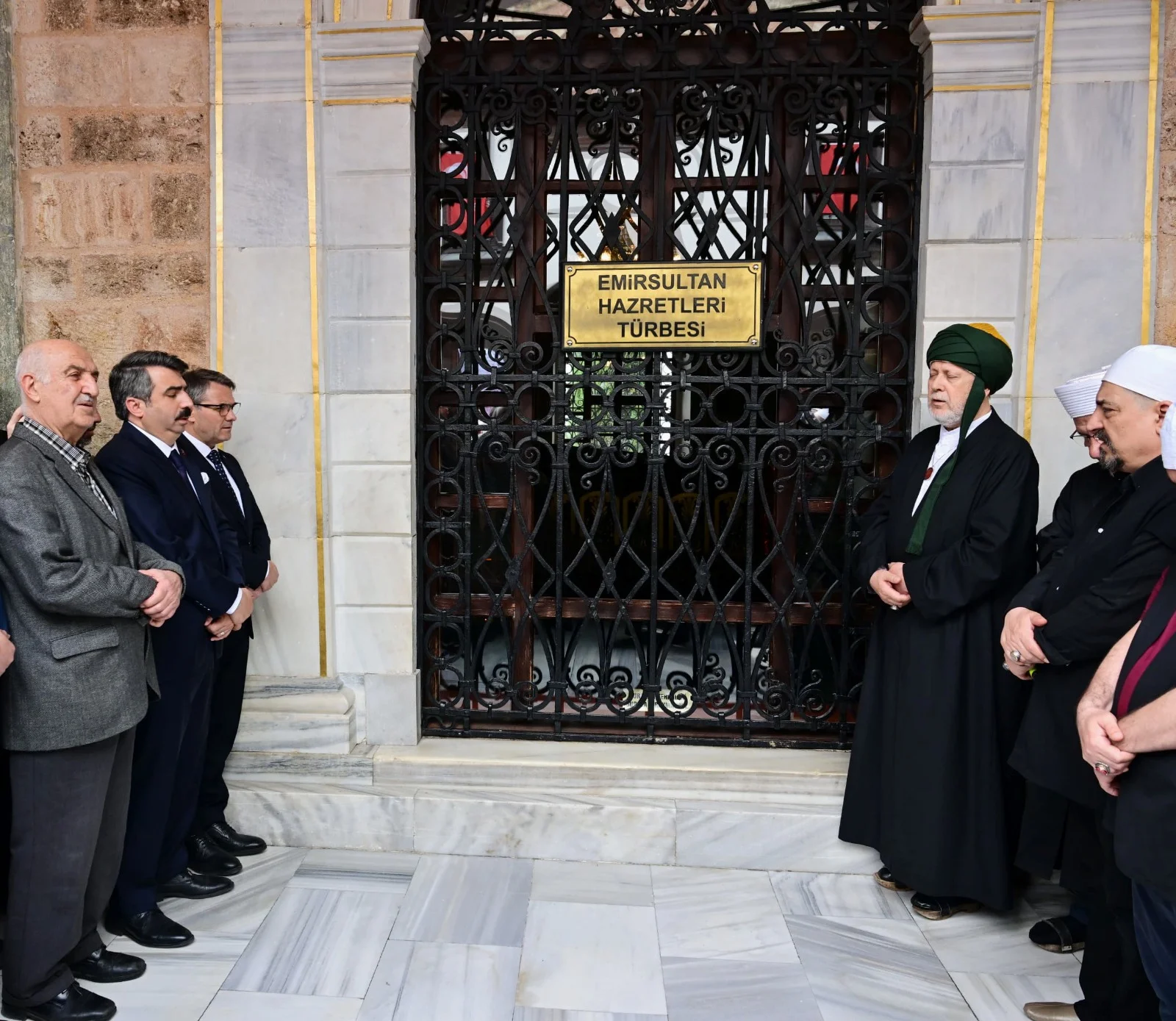 Yıldırım’da 600 yıllık Erguvan Bayramı geleneği sürüyor Yıldırım’da 600 yıllık Erguvan Bayramı geleneği sürüyor