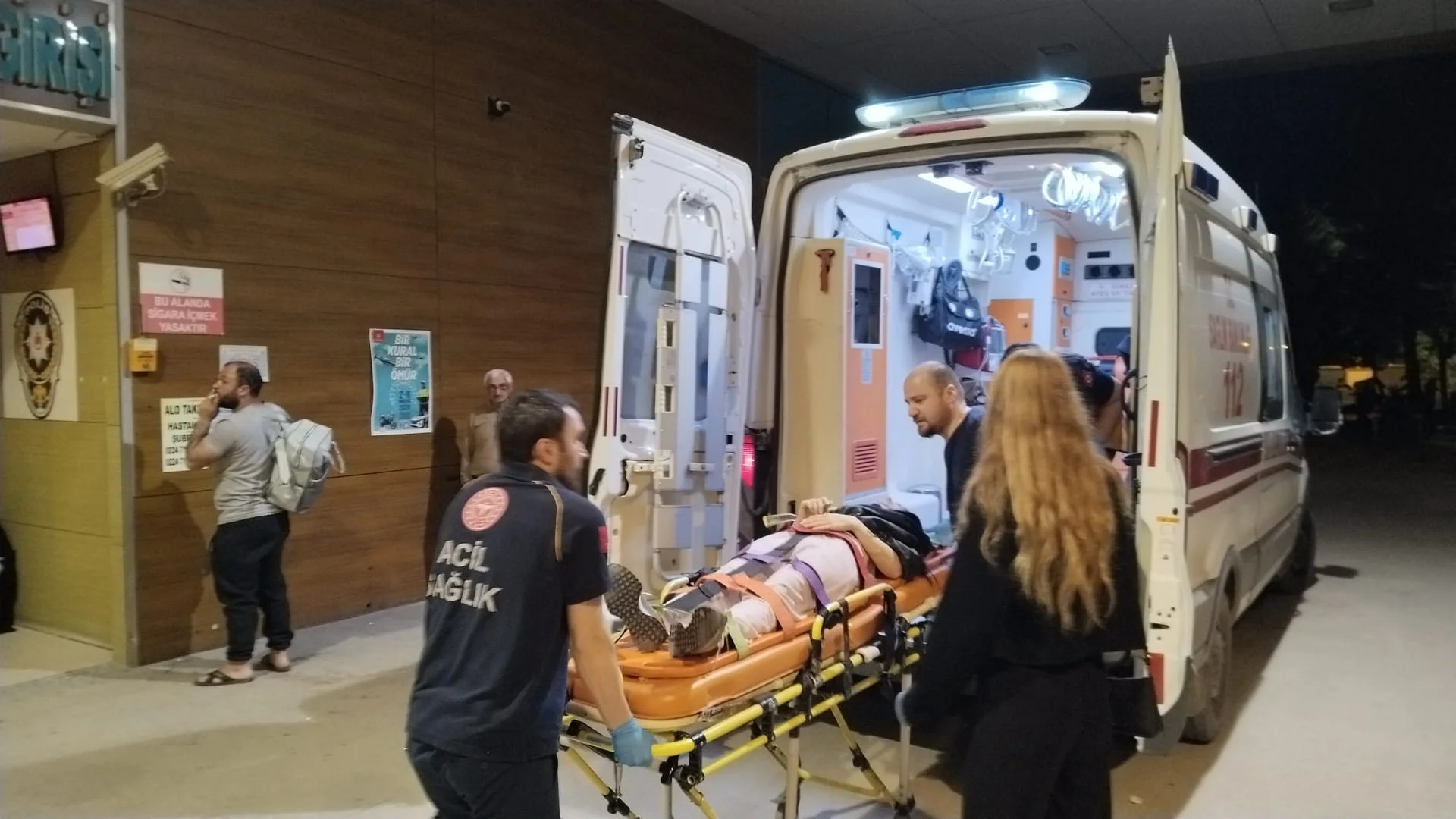 Otomobil ile motosiklet çarpıştı; 1 yaralı