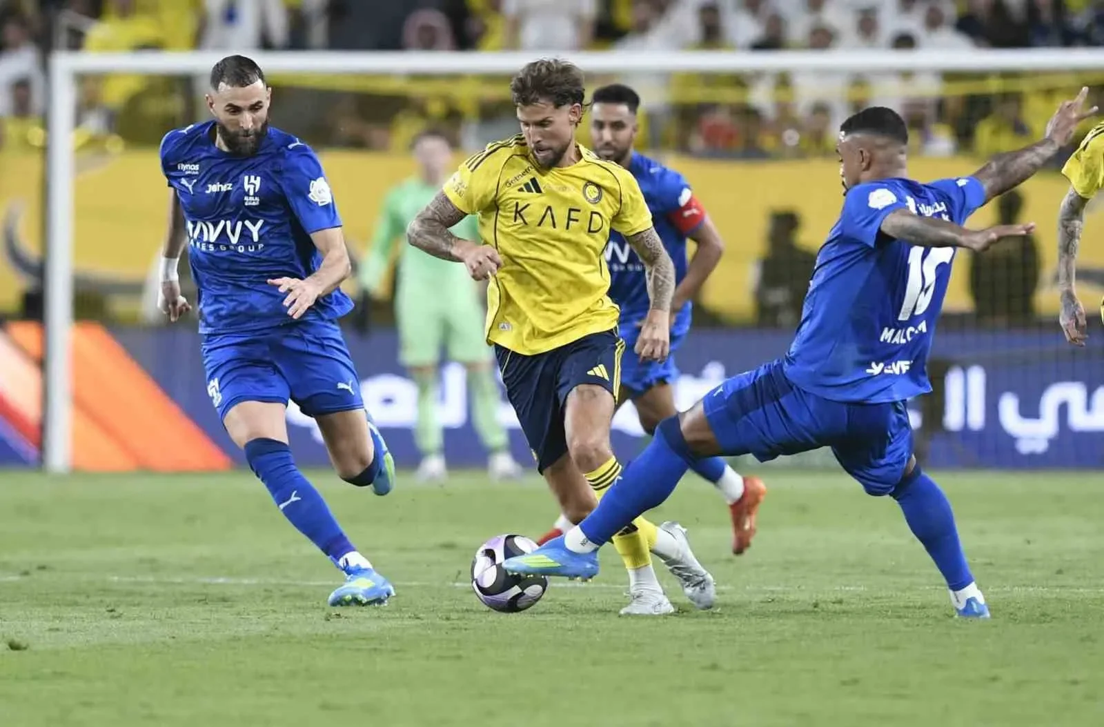 Al Nassr, Al Hilal derbisinde 90+8’de yediği golle durdu