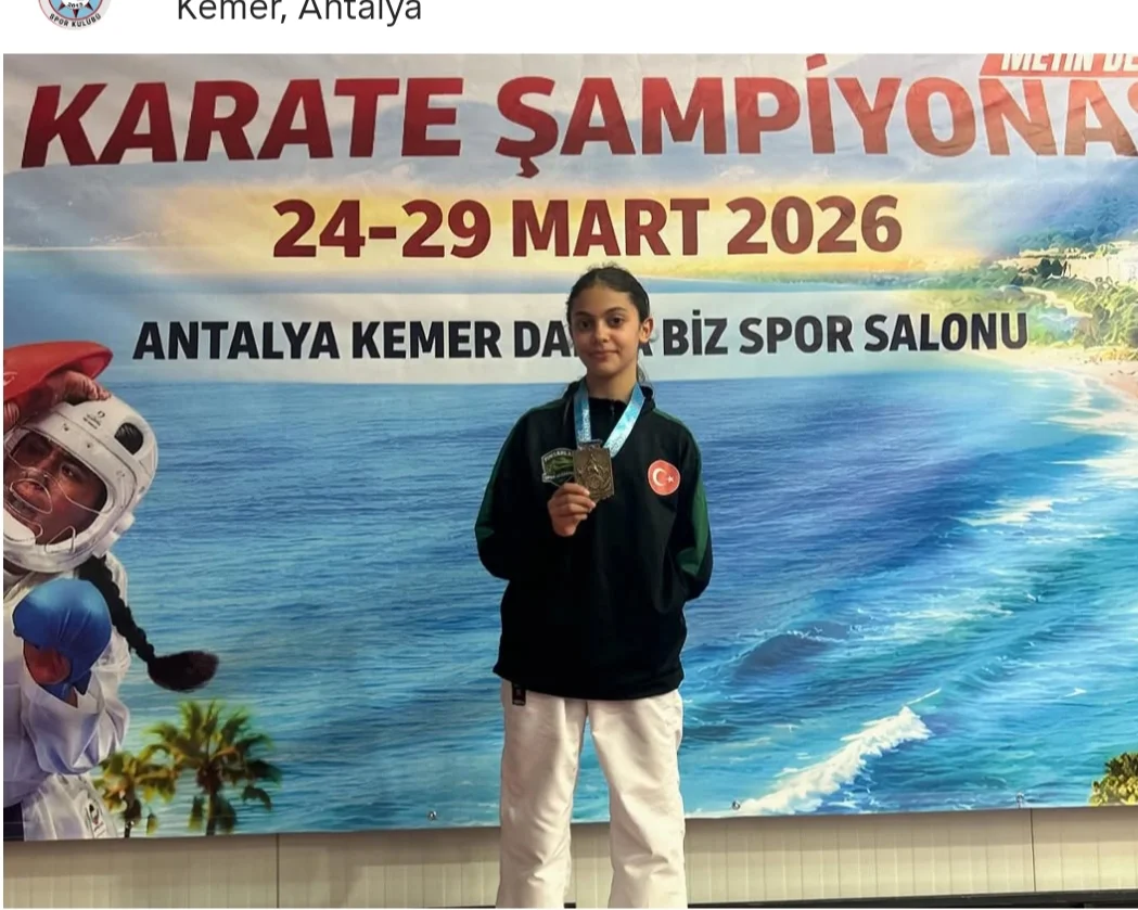 İnegöllü Sporcu Zeynep Yaşar Türkiye Şampiyonu Oldu