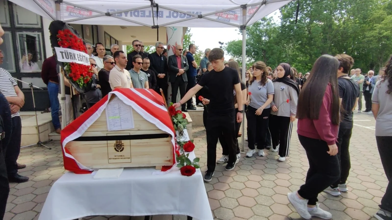 Yazdan Taşdemir son kez öğrencileriyle buluştu