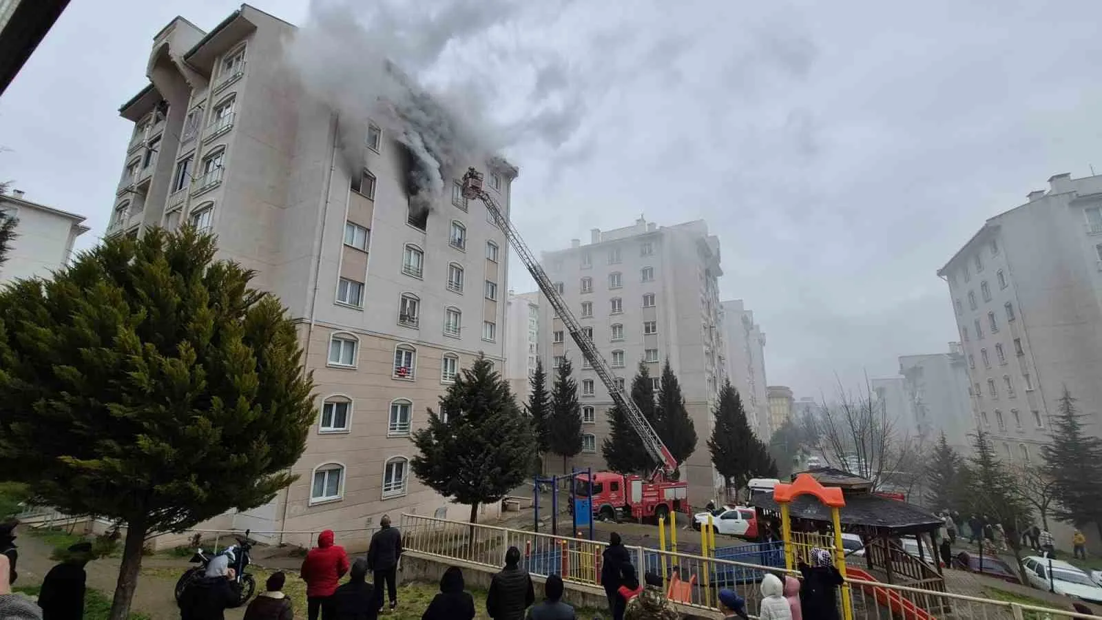 Bursa İtfaiyesi Mart ayında bin 335 yangın ve olaya müdahale etti