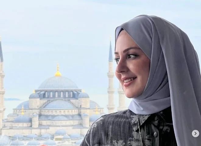 Nilhan Osmanoğlu kimdir, kaç yaşında, ne iş yapıyor ve eşi kim? Nilhan Osmanoğlu kimdir, kaç yaşında, ne iş yapıyor ve eşi kim?