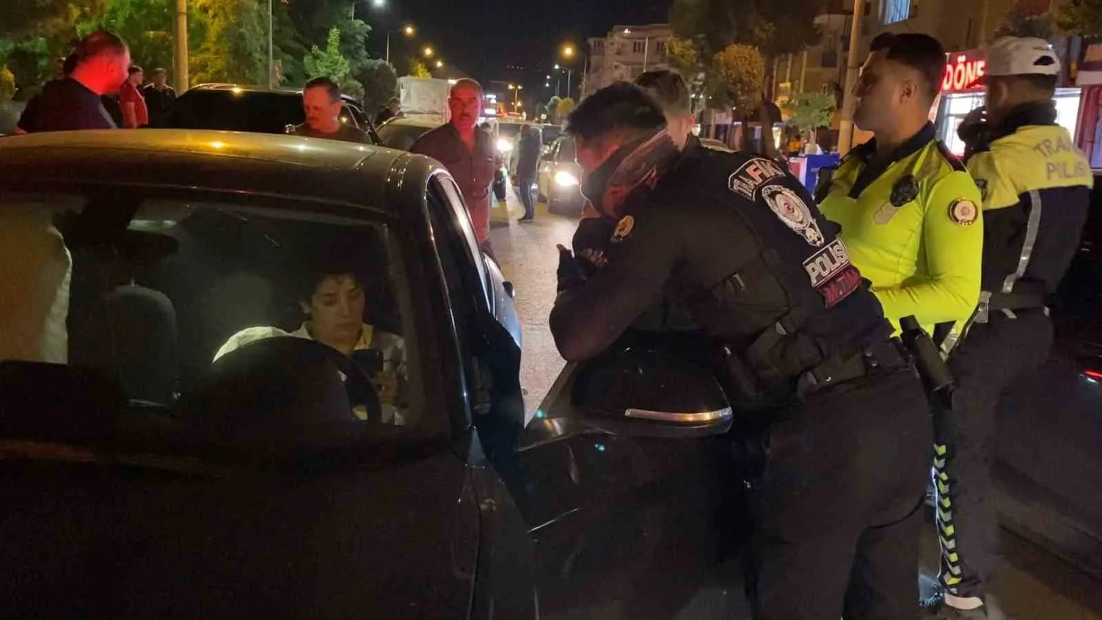 İnegöl’de polisten kaçan kadın sürücüye 550 bin TL ceza